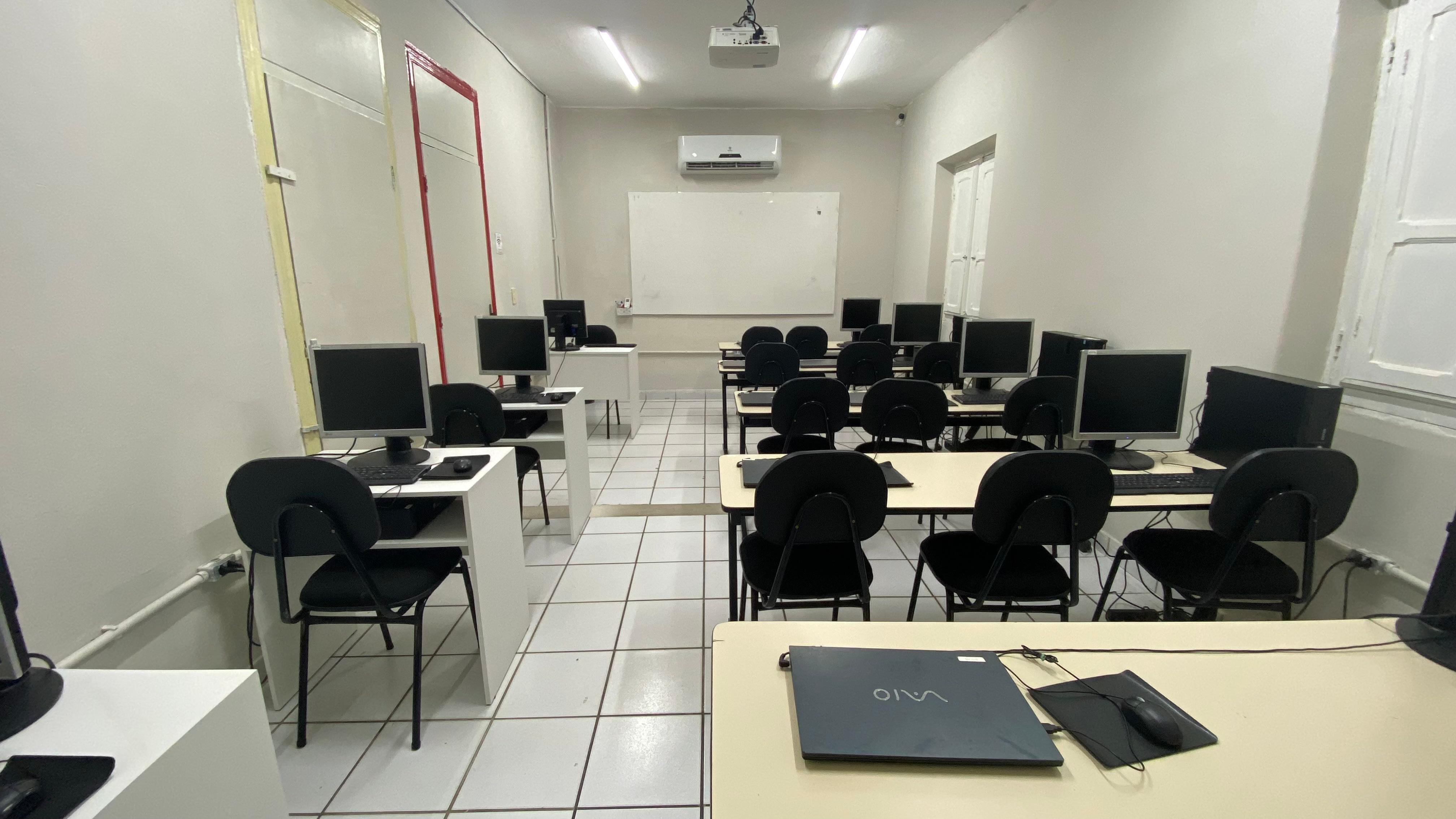 Sala 03