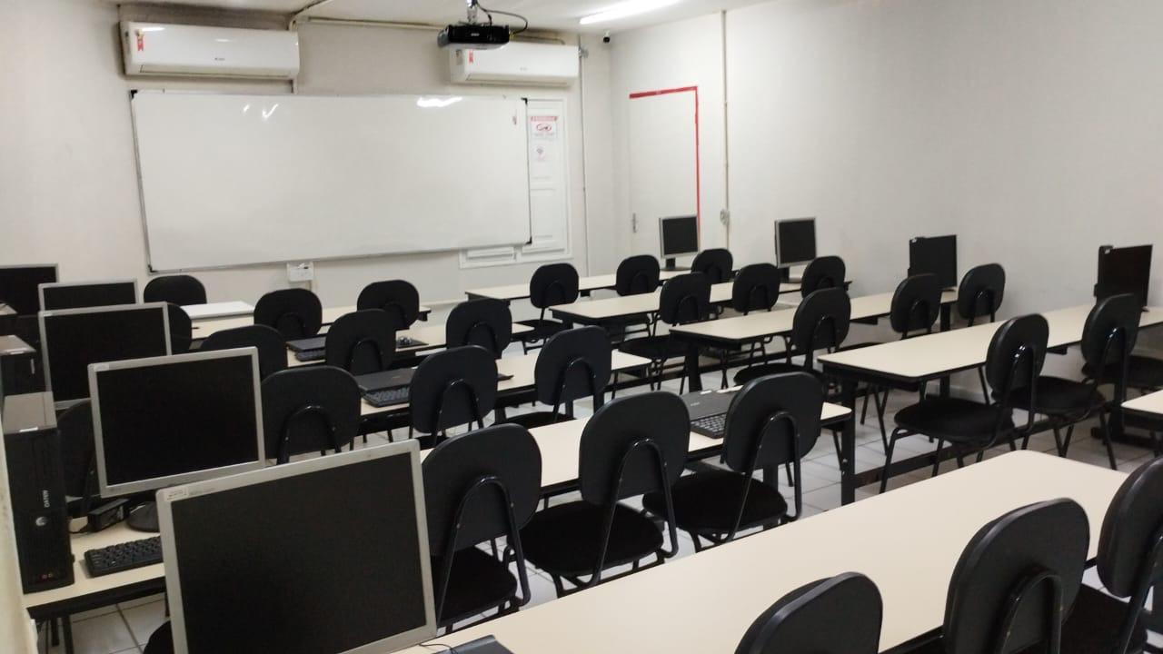 Sala 05