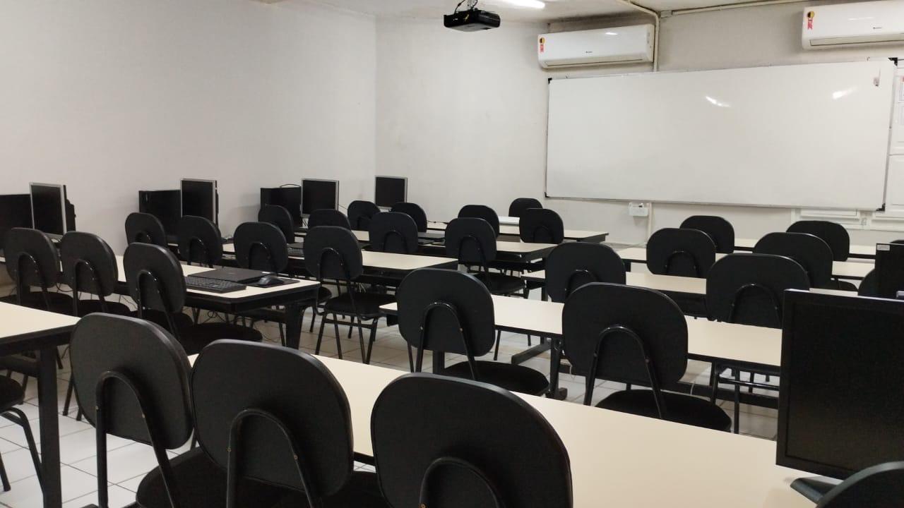 Sala 05