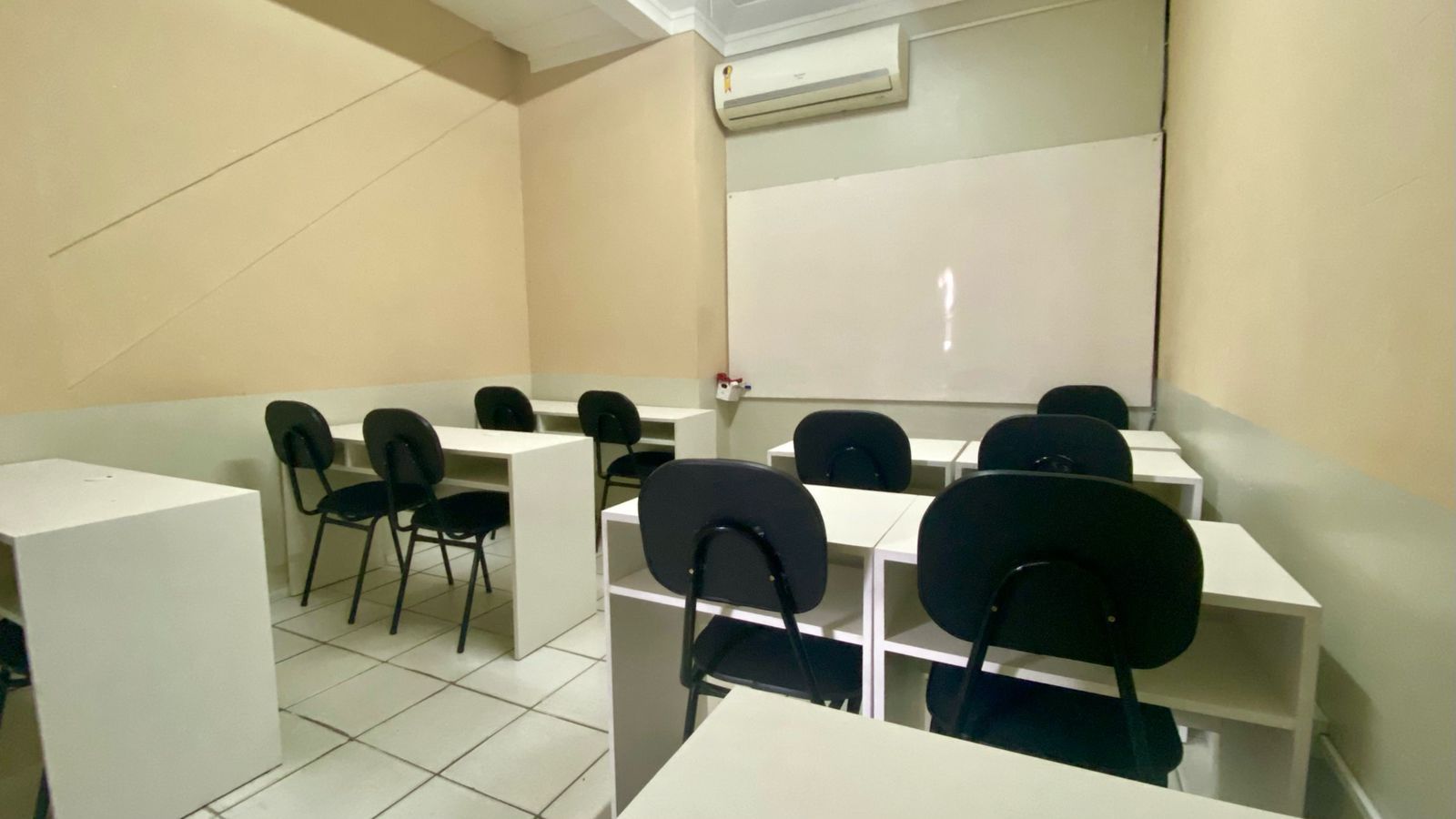 Sala 02